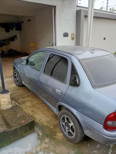 Chevrolet Corsa Sedan Super/ Classic 1.6 MPFI 8V 4 2003