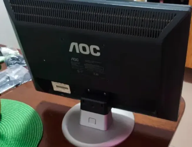 Monitor Aoc 19 Polegadas Lcd 912vwa Widescreen Vga Dvi Preto (Usado)