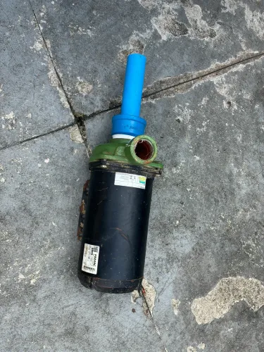 Bomba d?água trifásica