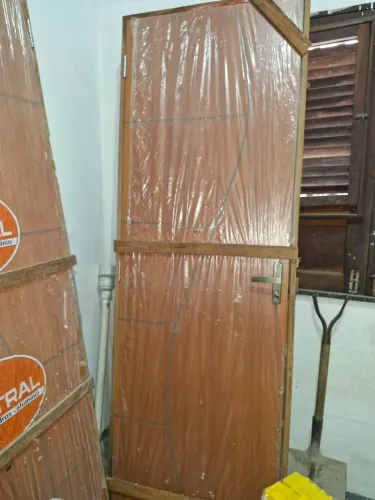 Porta novas 450 cada tenho nota fiscal. 99611.0899