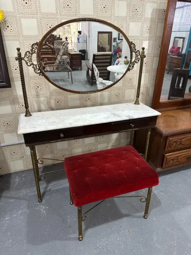 Penteadeira vintage - tampo de mármore