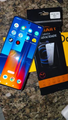 Poco M6 pro
