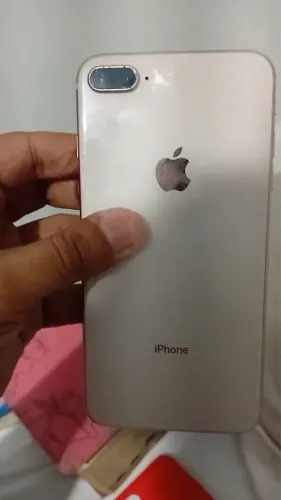 IPHONE 8 plus (aceito troca no iphone SE 2 geração)