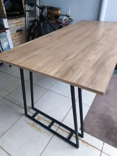 Mesa estilo industrial