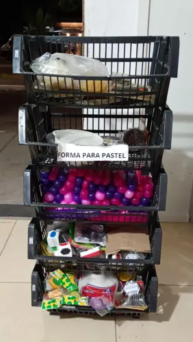 Kit 5 Cestos Empilhável Expositor Organizador Gondola Plástico Preto