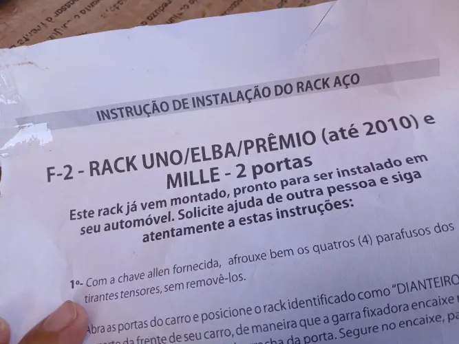 Bagageiro de teto p uno 2010