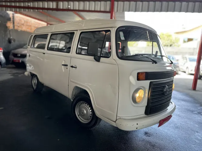 Volkswagen Kombi Lotação 1.4 MI Total Flex 8V 2012
