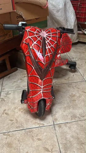 Triciclo elétrico