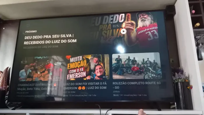 TV LG 75" Polegada com Cofre t-com queimada
