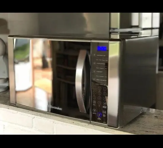 Microondas Electrolux 31 lts com grill 110v