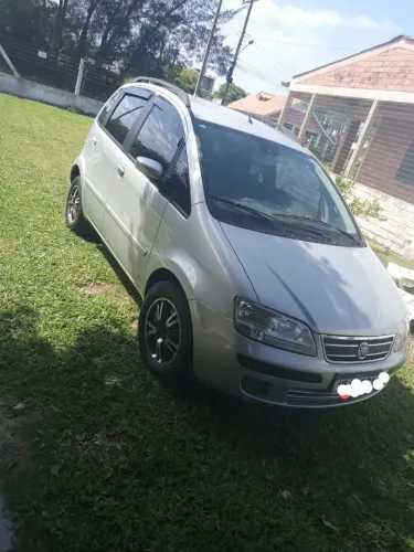 Fiat Idea ELX 1.4 MPI Fire Flex 8V 5P 2010