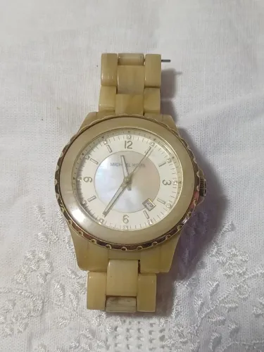Relógio feminino Michael Kors sem testar