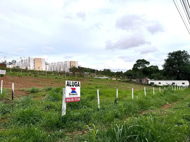 Aluga-se Área comercial com 2.255 m2 no Setor Conjunto Véra Cruz