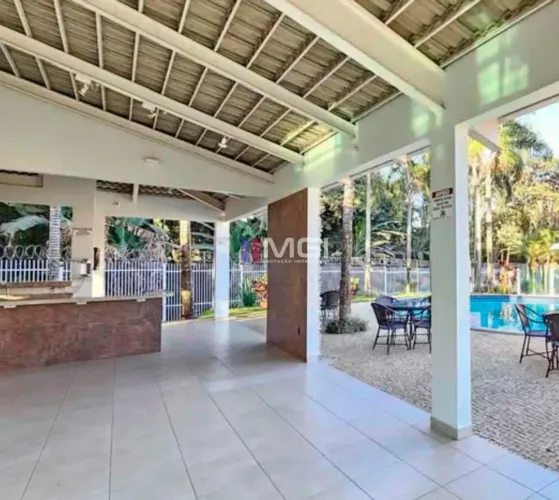 Casa de condomínio no sítio santa luzia com 3 quartos