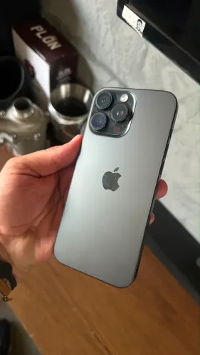 iPhone 16 pro max 512 gb