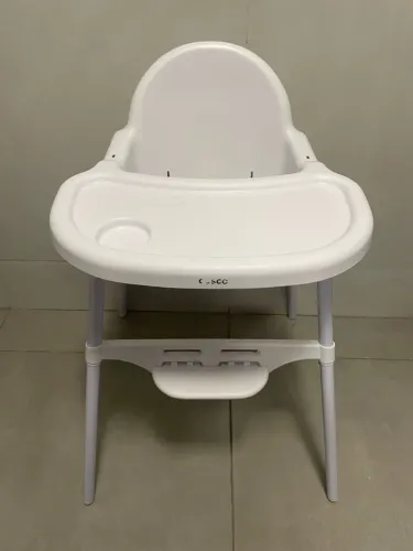 Cadeirinha de alimentação para bebê