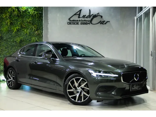 Volvo S60 T-4 Momentum 2.0 190cv 4P 2020