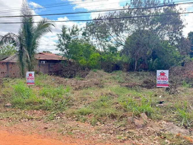 Terreno à venda no Bairro Jardim Gramado