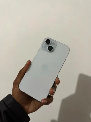 iPhone 15 128 GB