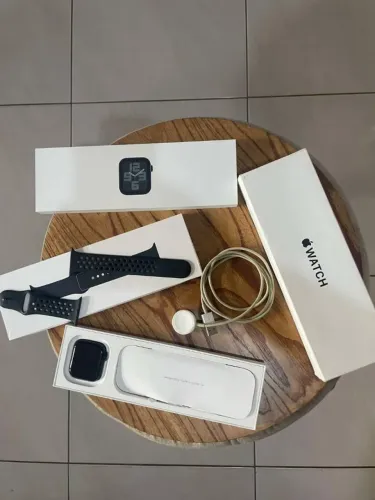 Apple Watch SE (GPS) 2ª Geração