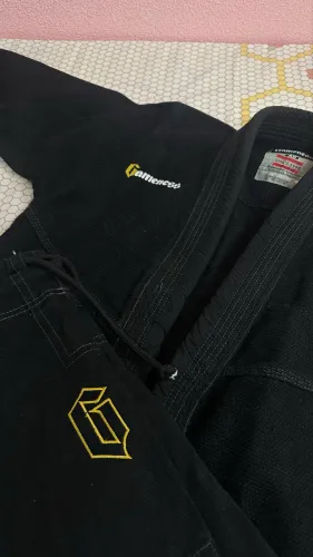KIMONO GAMENESS PRETO