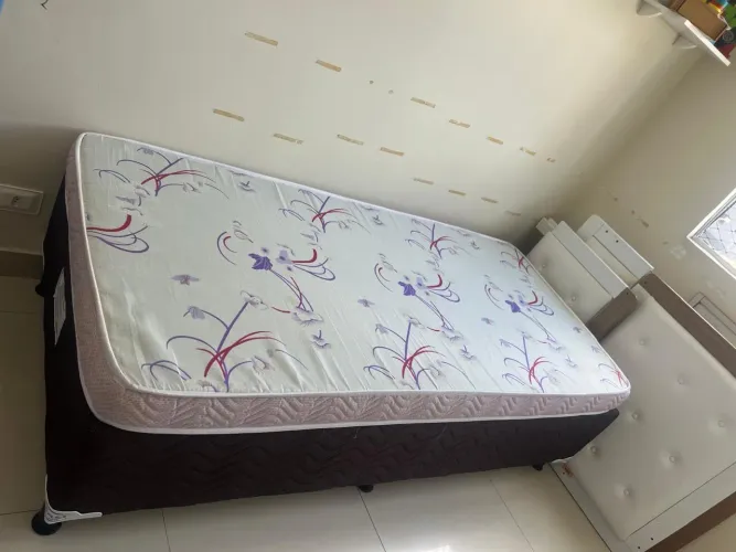 Cama box solteiro com colchão