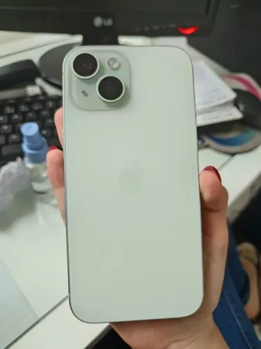 IPHONE 15 
