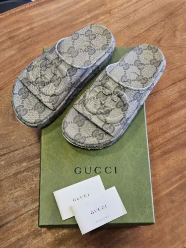 Chinelo Gucci original