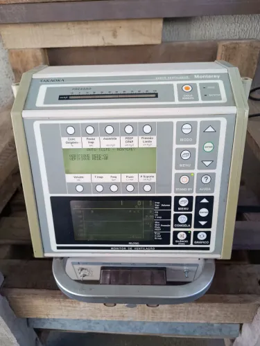Vendo respirador e ventilador takaoka monterey, funcionando. Leia.