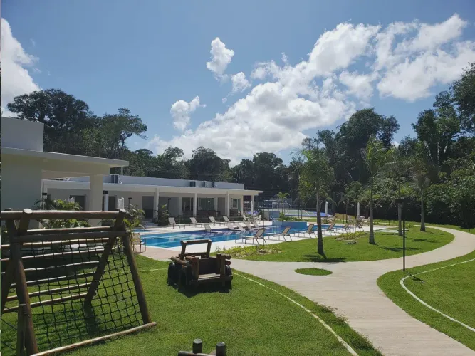 Vendo Lote no Condomínio Mosaico/ Aceito Parcelamento em até 3x Direto com Proprietário