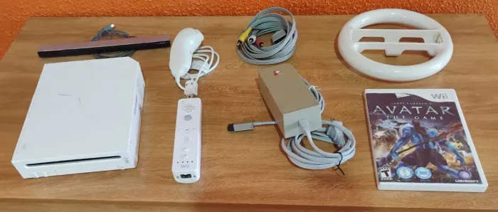 Nintendo Wii + Avatar Original - R$ 400