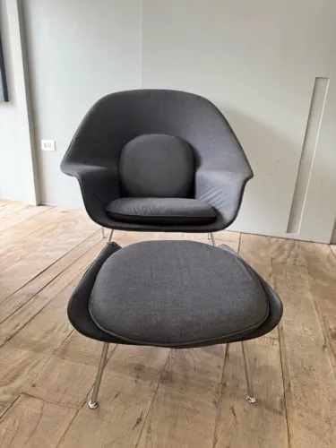 Poltrona Womb Chair Eero Saarinen Original Knoll Com Pufe
