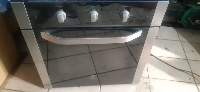 Forno de embutir