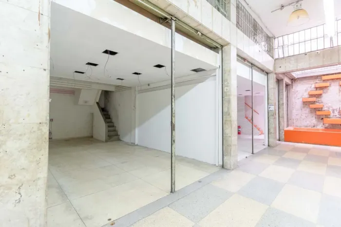 Loja em galeria na Rua Comendador Abdo Schahin, 62 - Loja 9 41 m²