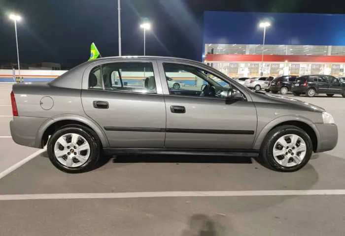 Chevrolet Astra Sedan/ GL Sedan 1.8 MPFI 4P (álcool) 2004