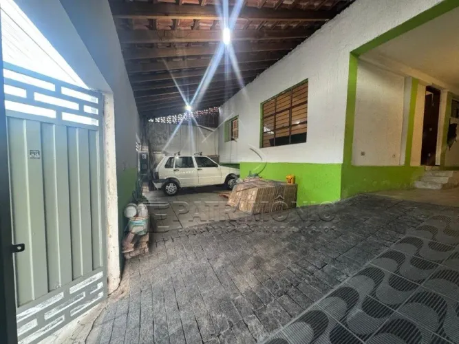 CASA TERREA 2 QUARTOS - Mineirão