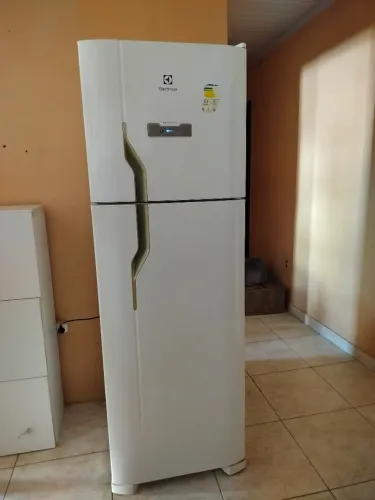 Geladeira Eletrolux