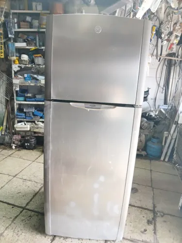 GELADEIRA FOSFREE 30 dia garantia 500 RS em trego +taxa liguewzp sr antonio