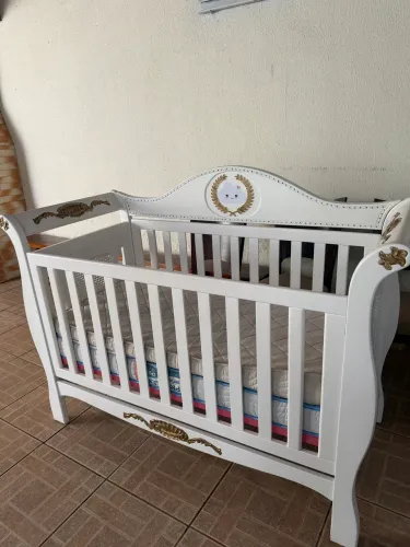 Vendo berço MENINA