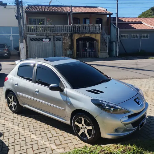 Peugeot 207 Quiksilver 1.6 Flex 16V 5P 2013