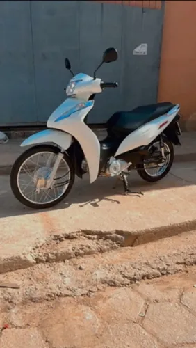 HONDA BIZ 110i 2024 ? ÚNICA DONA | 7.500 KM