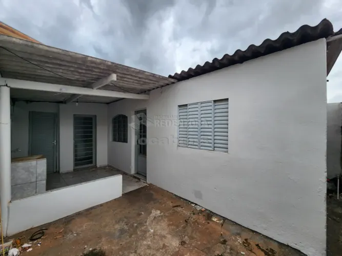 Vila Boa Esperança - Casa de fundos com 01 dormitorio