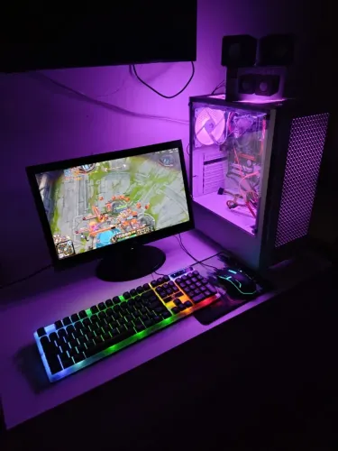 COMPUTADOR CPU GAMER /3 RGB /DDR3/i3°4 GERAÇÃO/SSD120/8 GB/19.5/BLUETOOTH