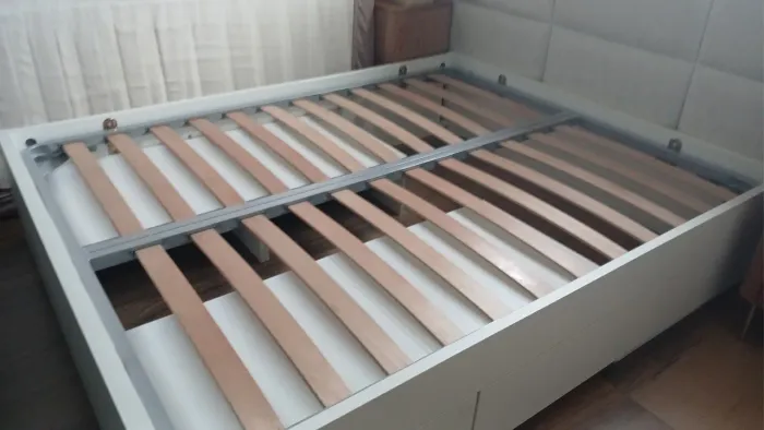 Cama Queen Modulados Florense com gavetas laterais