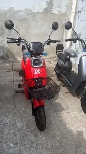 Scooter elétrica - bicicleta elétrica