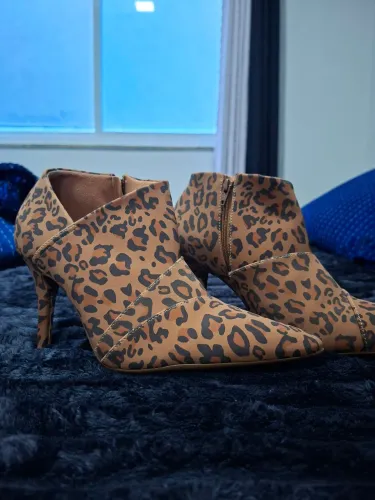 Bota Vizzano Animal Print 