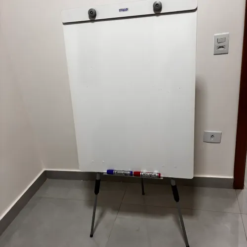 Flipchart Quadro Branco Retrátil Regulável Profissional
