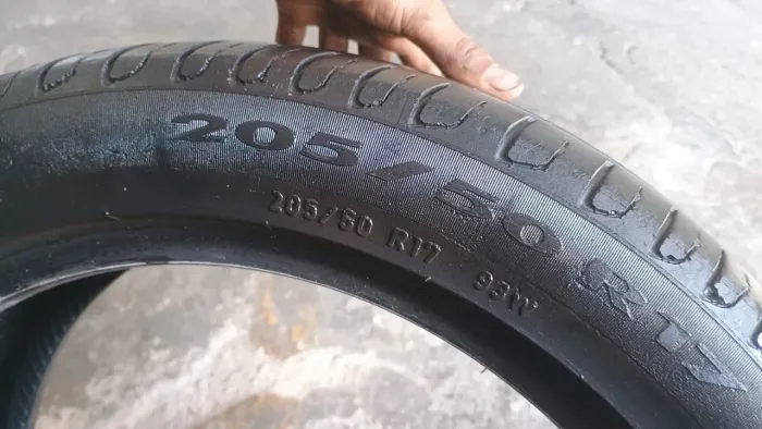 Pneus 205/50R 17