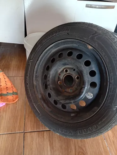 Vendo rodas com penel e tudo em ótimo estado porr 450 reais