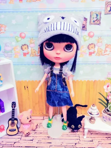 Blythe original Ebony custom Julia Cabral